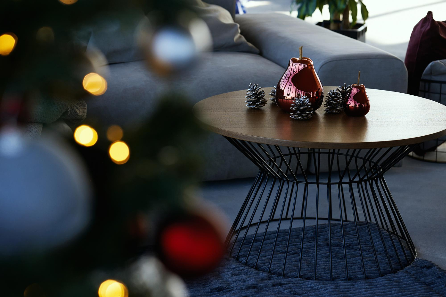 Coffee table decors