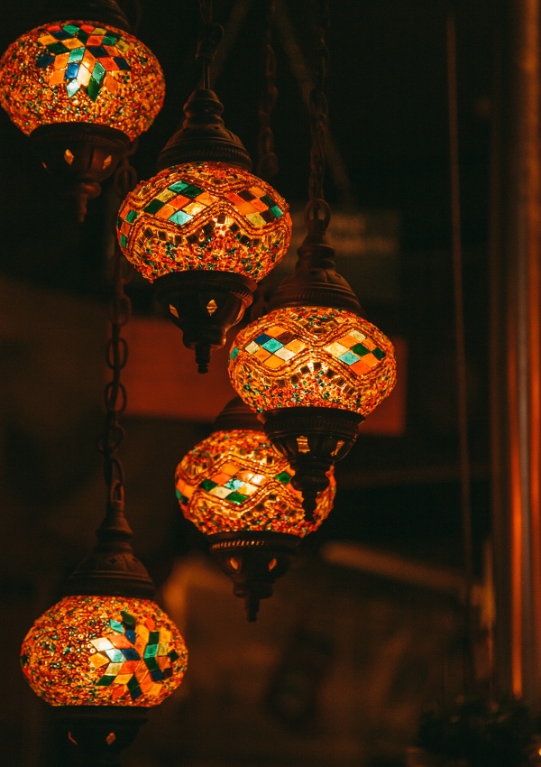Wooden pendant lamp